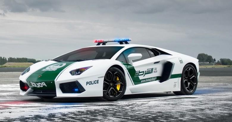 10057 13 سيارات شرطة دبي , احدث صور سيارات دبي الشرطيه رائعه حمامة الرياض