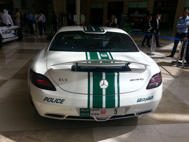 10057 5 سيارات شرطة دبي - احدث صور سيارات دبي الشرطيه رائعه عشقي البحرين