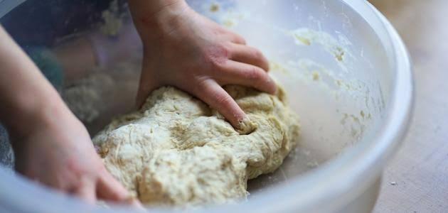 9572 4 طريقة عمل عجينة الخبز , كيفيه تحضير الخبز المنزلي ريهام حمادة